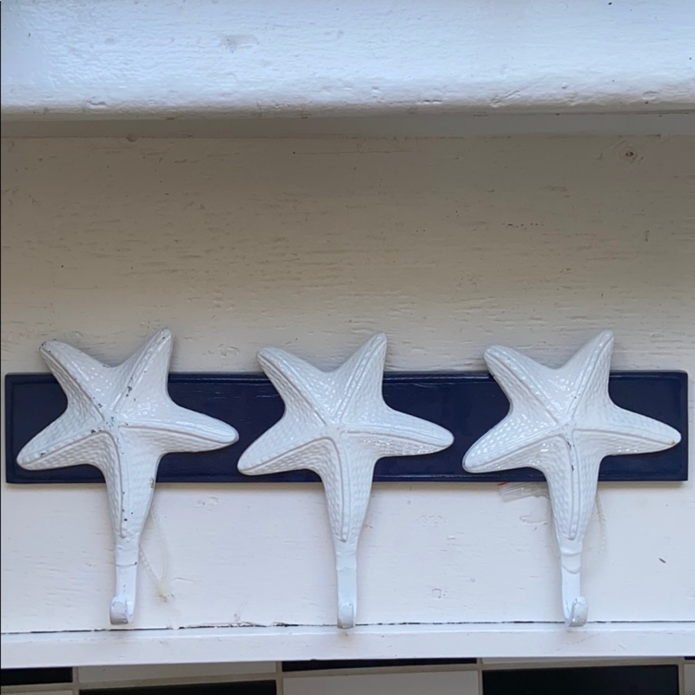 Starfish towel hooks
